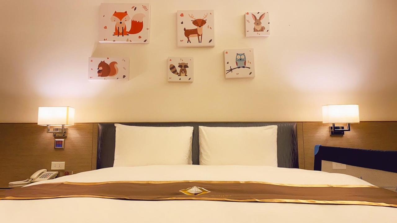 Tsun Huang Hotel Цзяи Экстерьер фото
