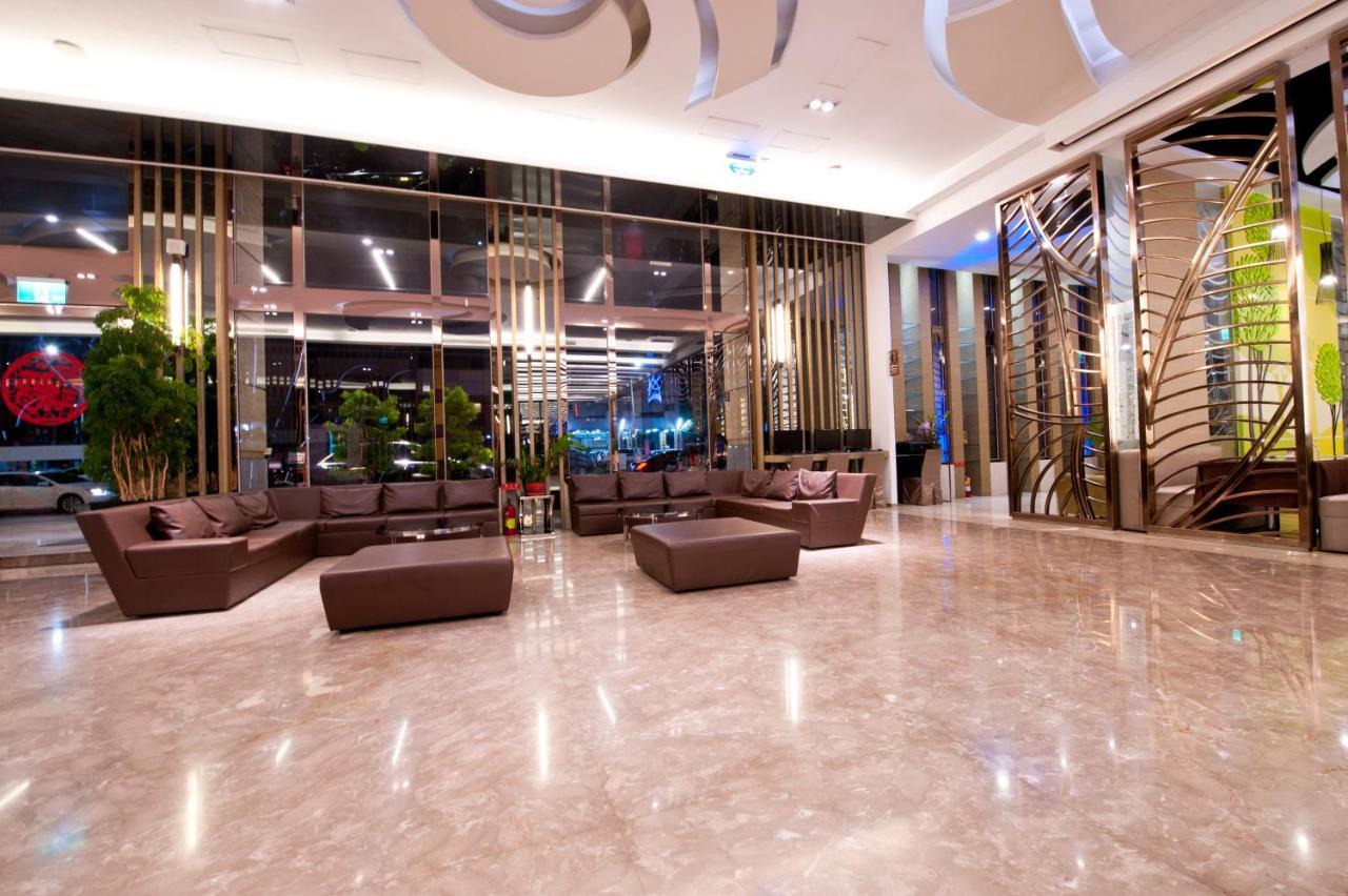 Tsun Huang Hotel Цзяи Экстерьер фото